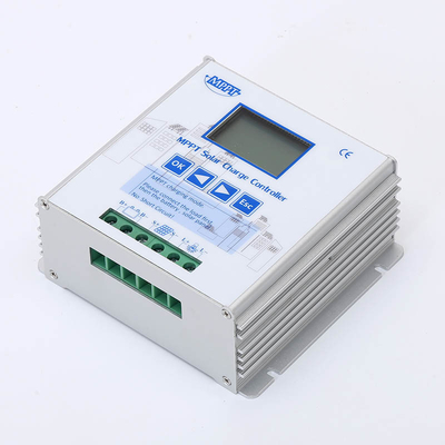 MPPT 20 Amp充満コントローラー白い12V 24V 350Wの太陽電池パネルMPPT充満コントローラー