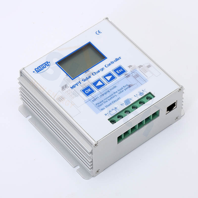MPPT 20 Amp充満コントローラー白い12V 24V 350Wの太陽電池パネルMPPT充満コントローラー