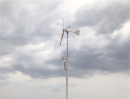 3KW 5KWの横の風力のフランジの関係のガラス繊維の刃